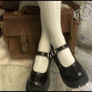 Meet your Posher, Ava